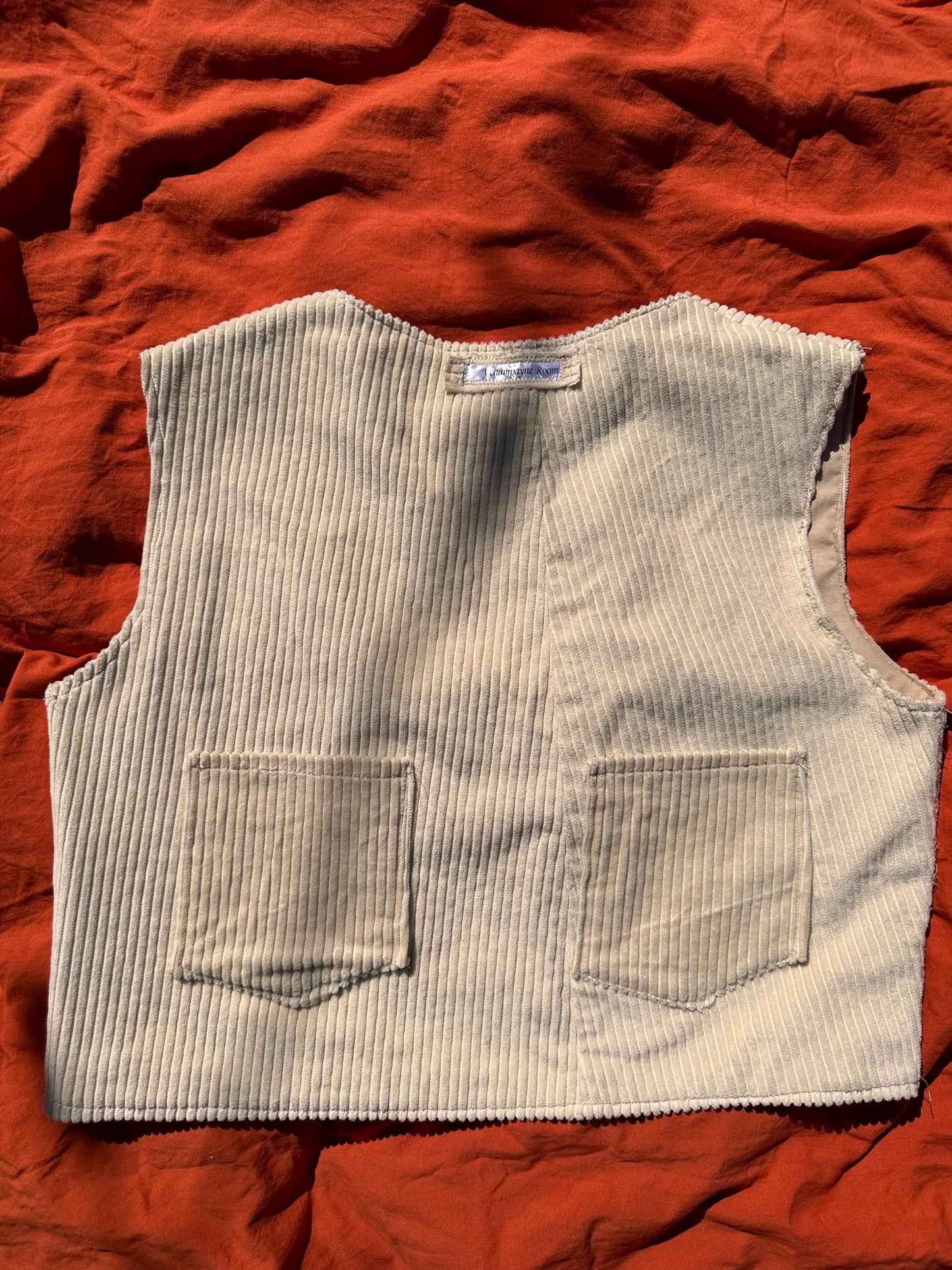 Corduroy beige-sickle vest