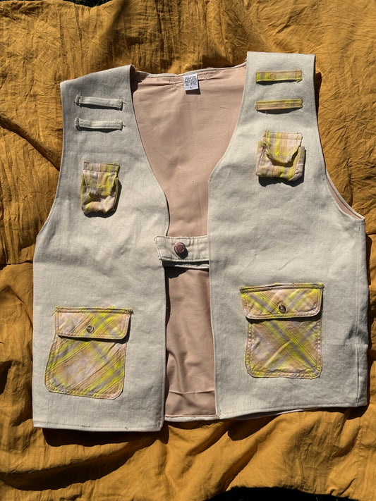 Beige-sickle Vest