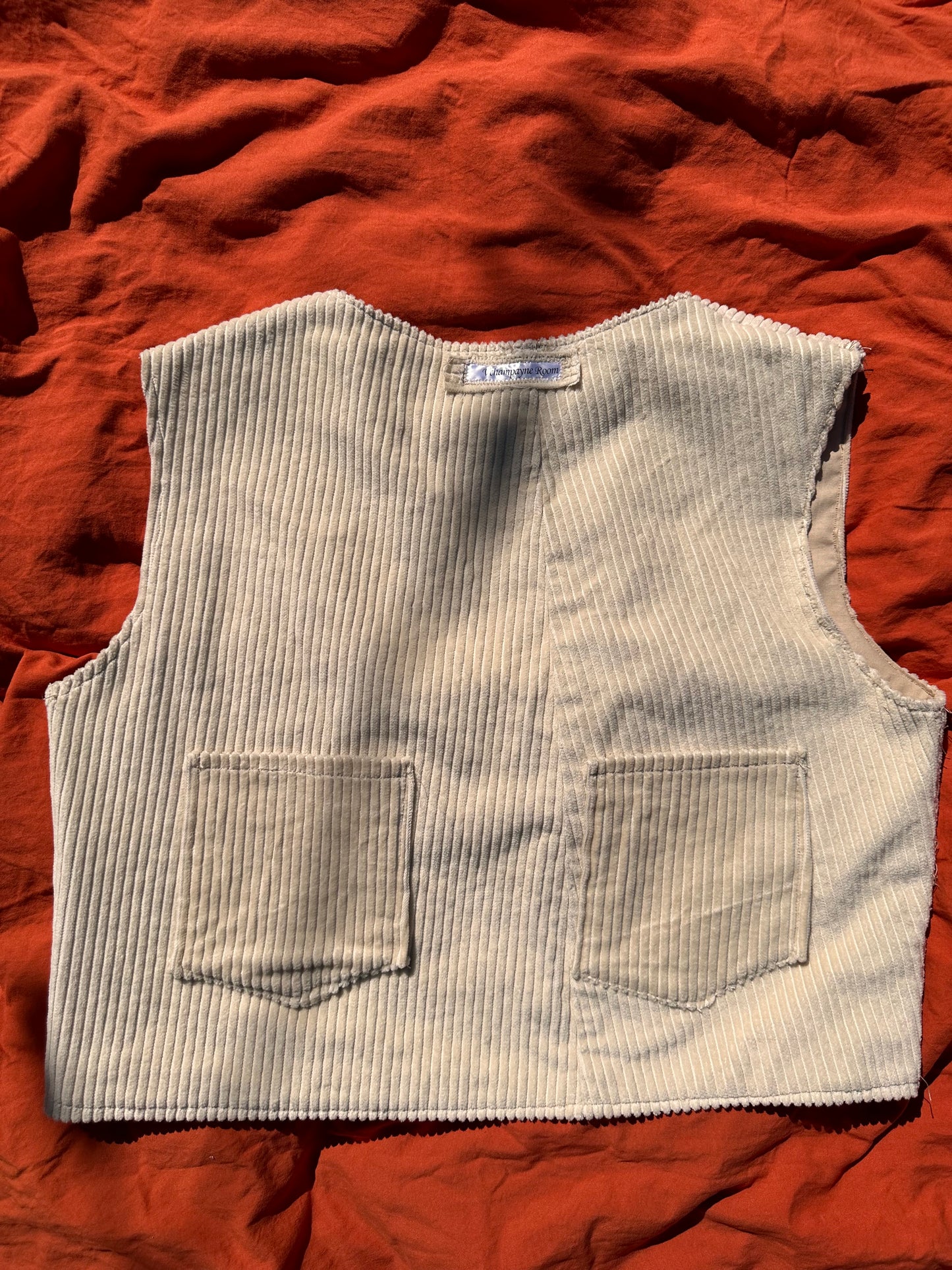 Corduroy beige-sickle vest